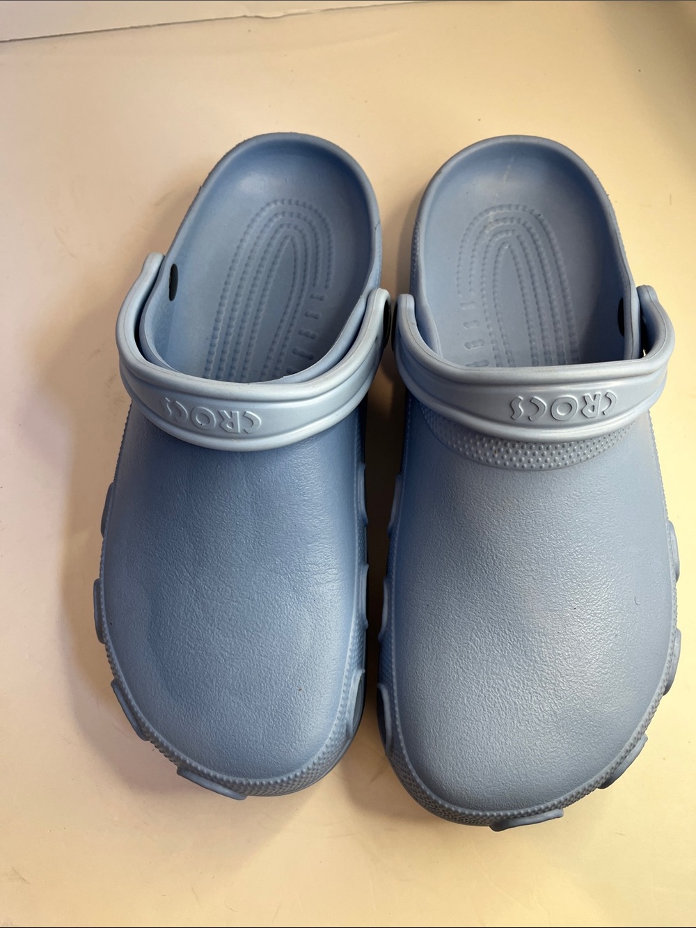 CROCS Classic Clog in Light Blue